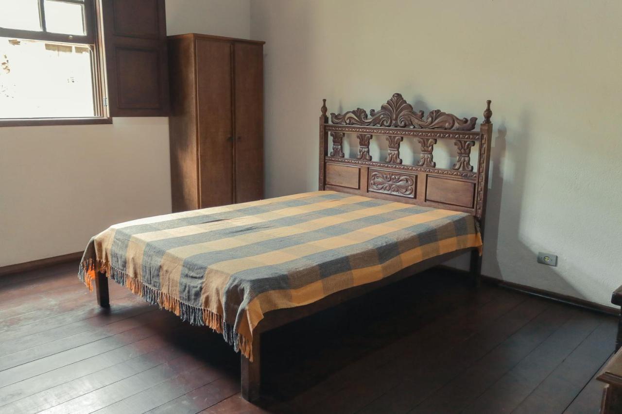 Em Tiradentes, Minas Gerais, Casa Tipica E Espacosa Em Terreno Arborizado Buitenkant foto