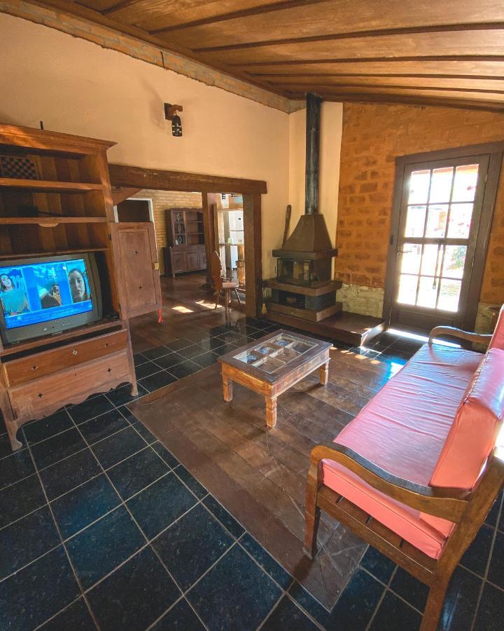 Em Tiradentes, Minas Gerais, Casa Tipica E Espacosa Em Terreno Arborizado Buitenkant foto